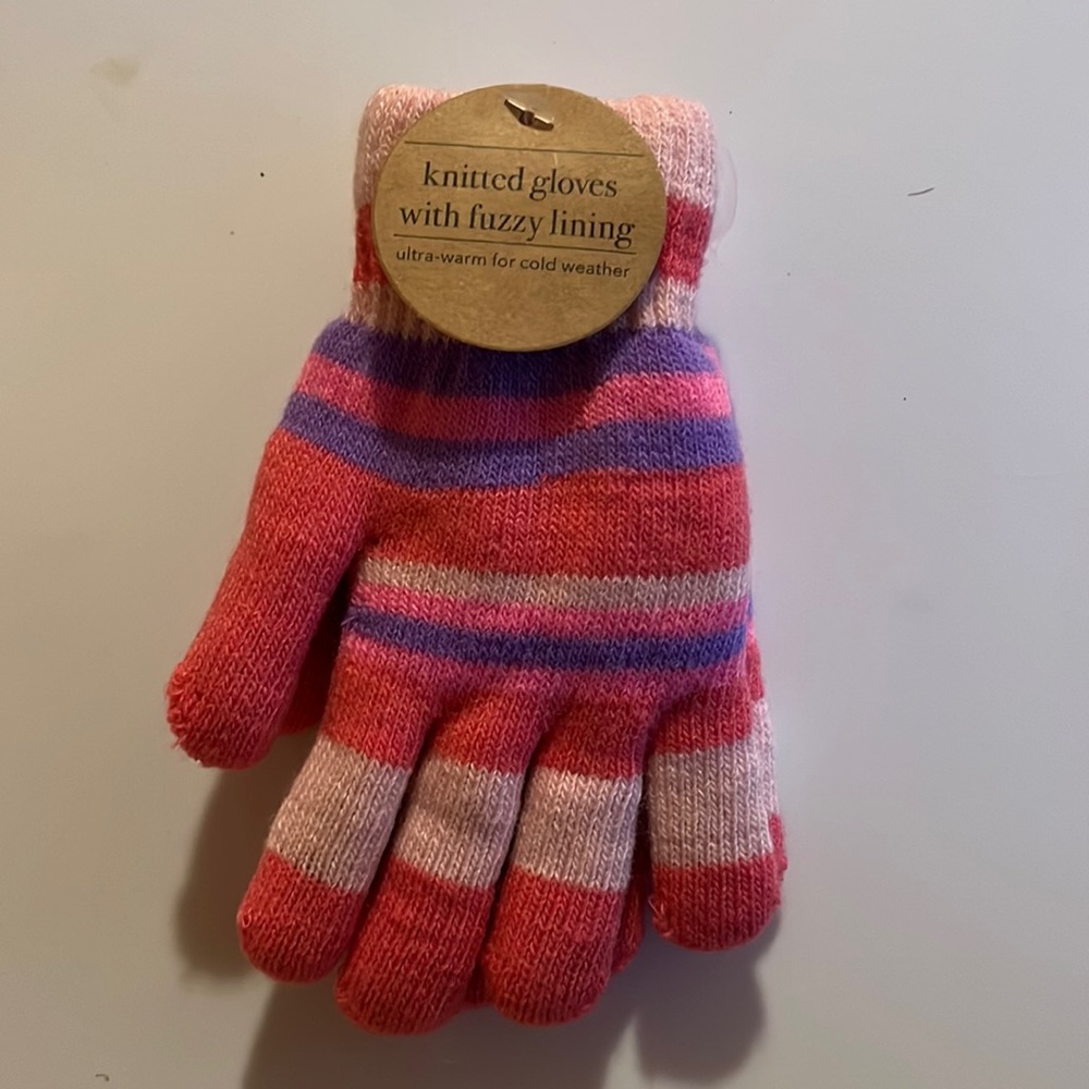 Knitted kid gloves with fuzzy lining